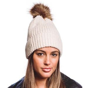 Chenille Ribbed Pompom Hat Fuzzy Lined